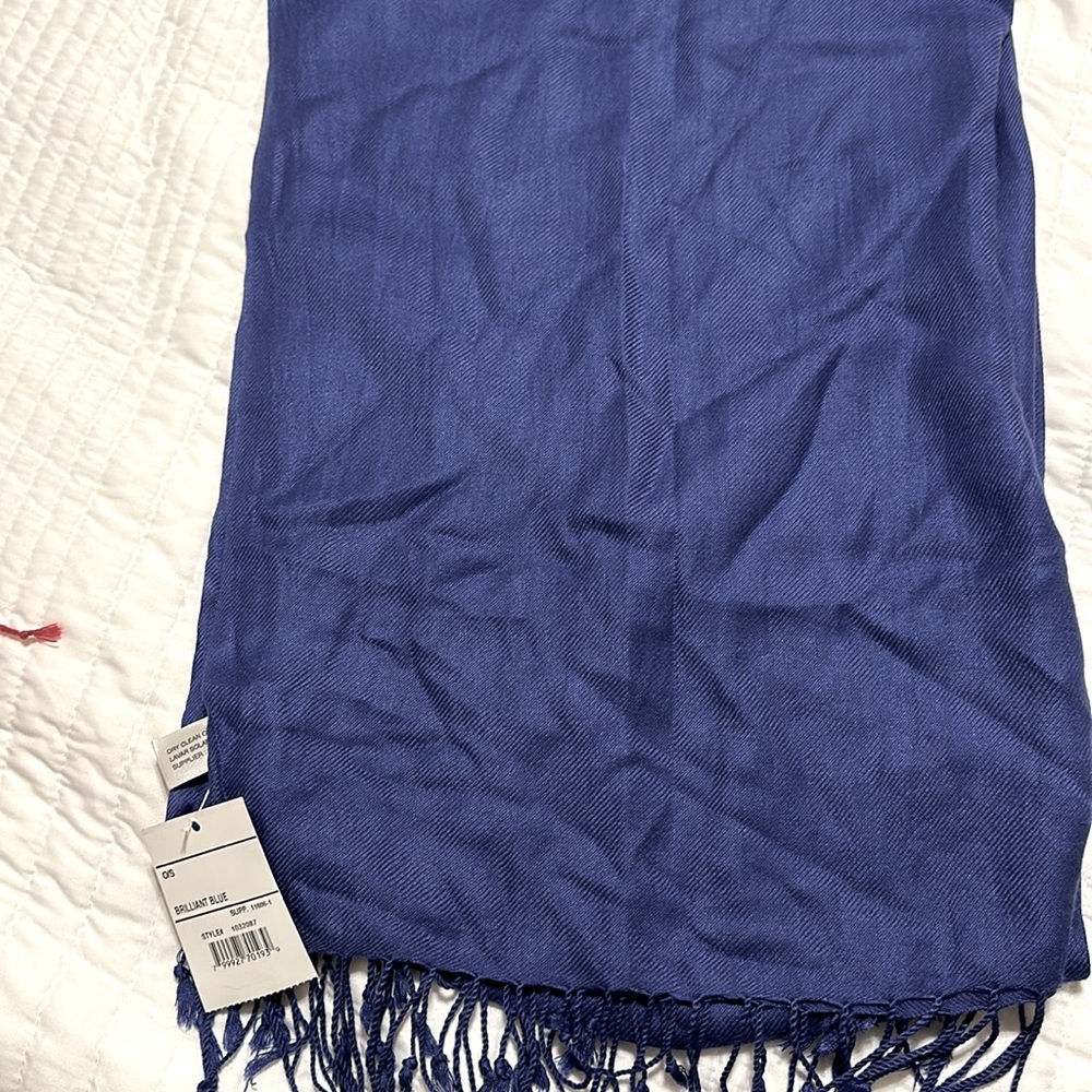 Blue pashmina like wrap